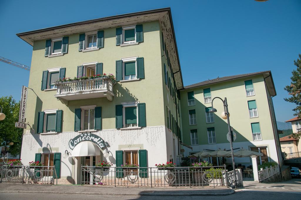 Hotel Concordia Levico Terme Eksteriør bilde