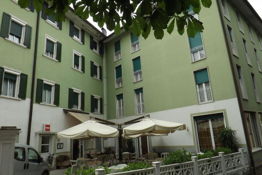 Hotel Concordia Levico Terme Eksteriør bilde